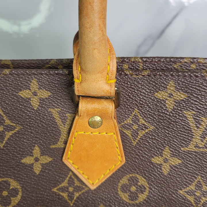 Louis Vuitton Monogram Sac Plat