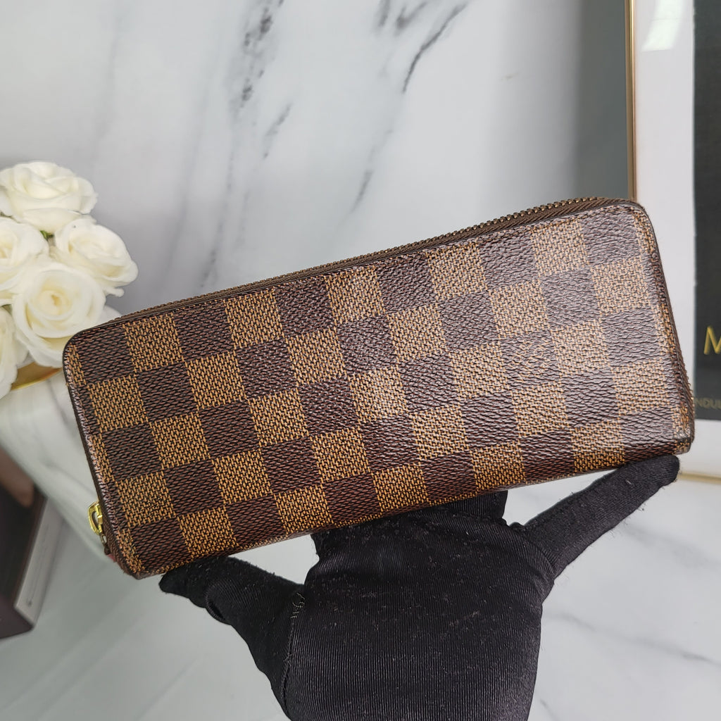 Louis Vuitton Ebene Damier Wallet – Cleveland Consignment Shoppe