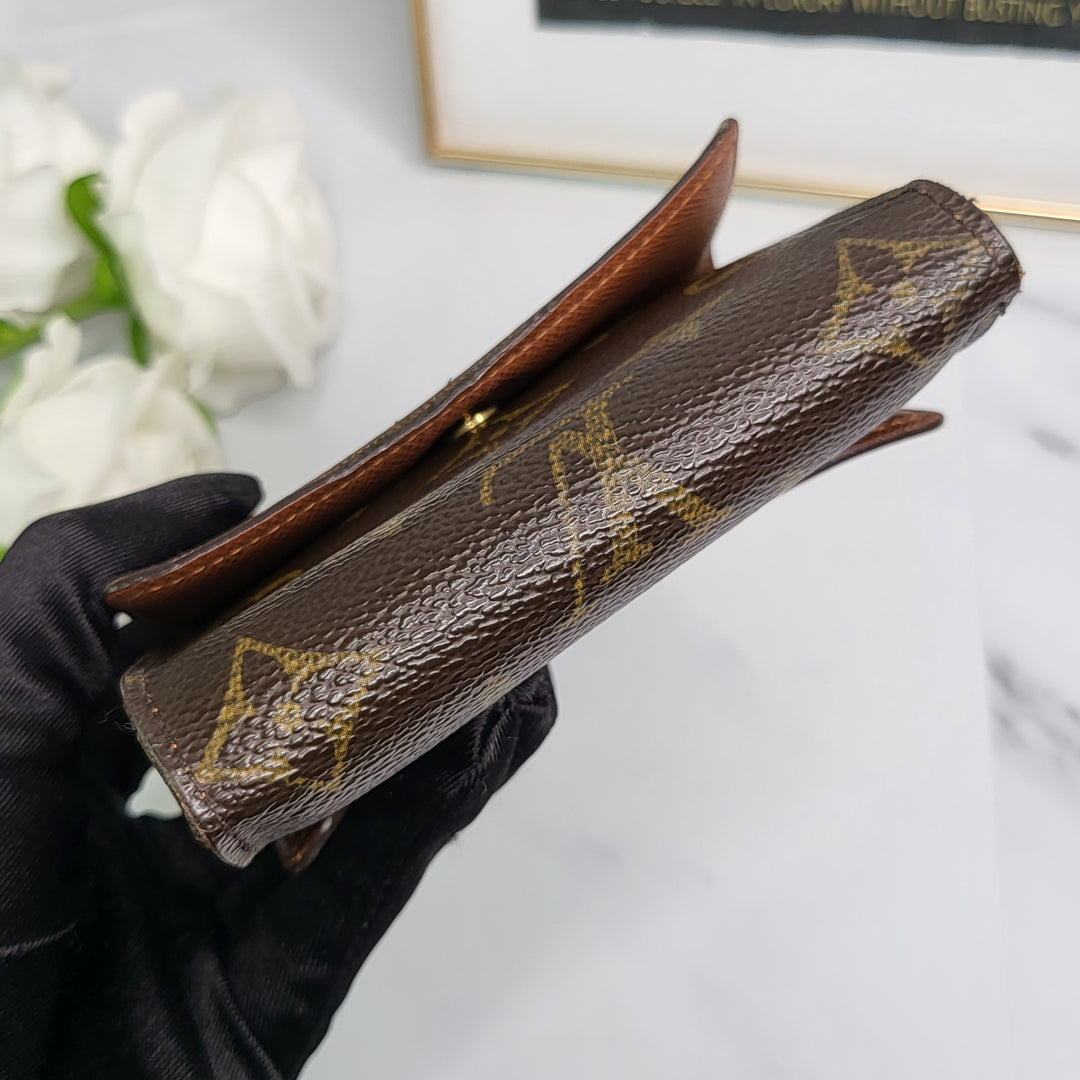 Louis Vuitton Monogram Elise Compact Wallet