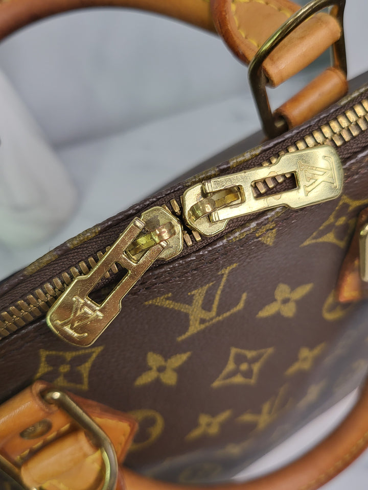 Louis Vuitton Monogram Alma PM