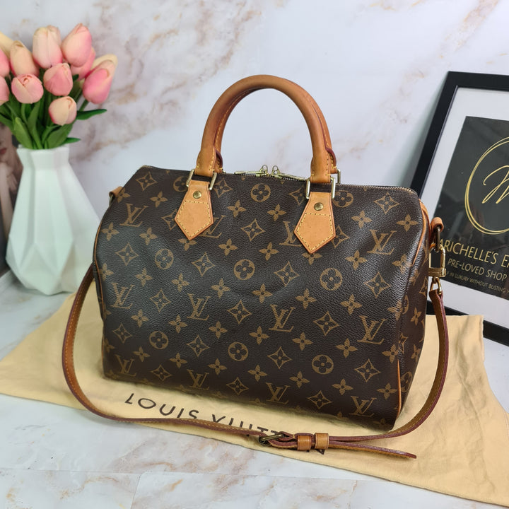 L O U I S V U I T T O N  Monogram Speedy 30 Bandouliere - Marichelle's Empire 