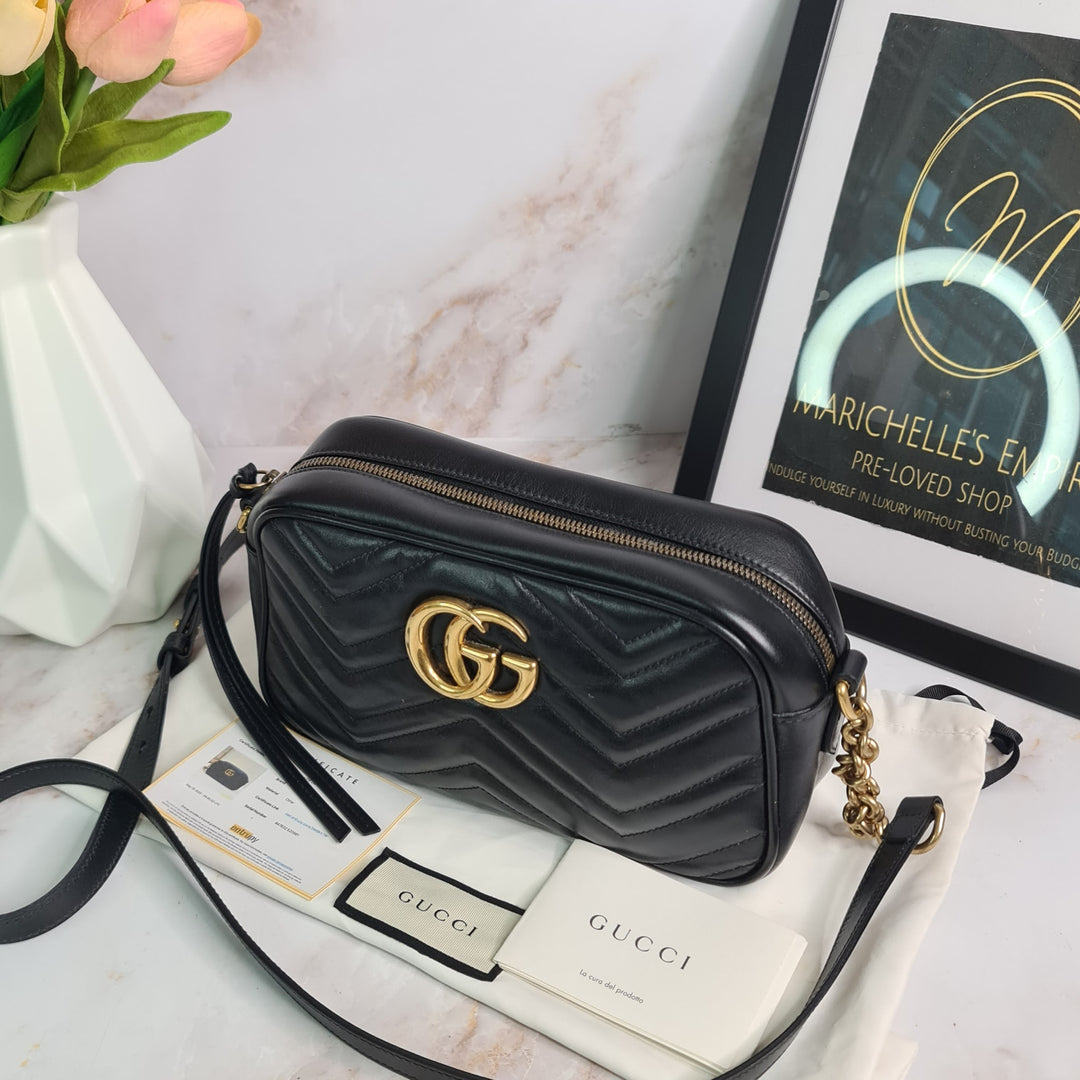 G U C C I  Marmont Small Camera Bag - Marichelle's Empire 