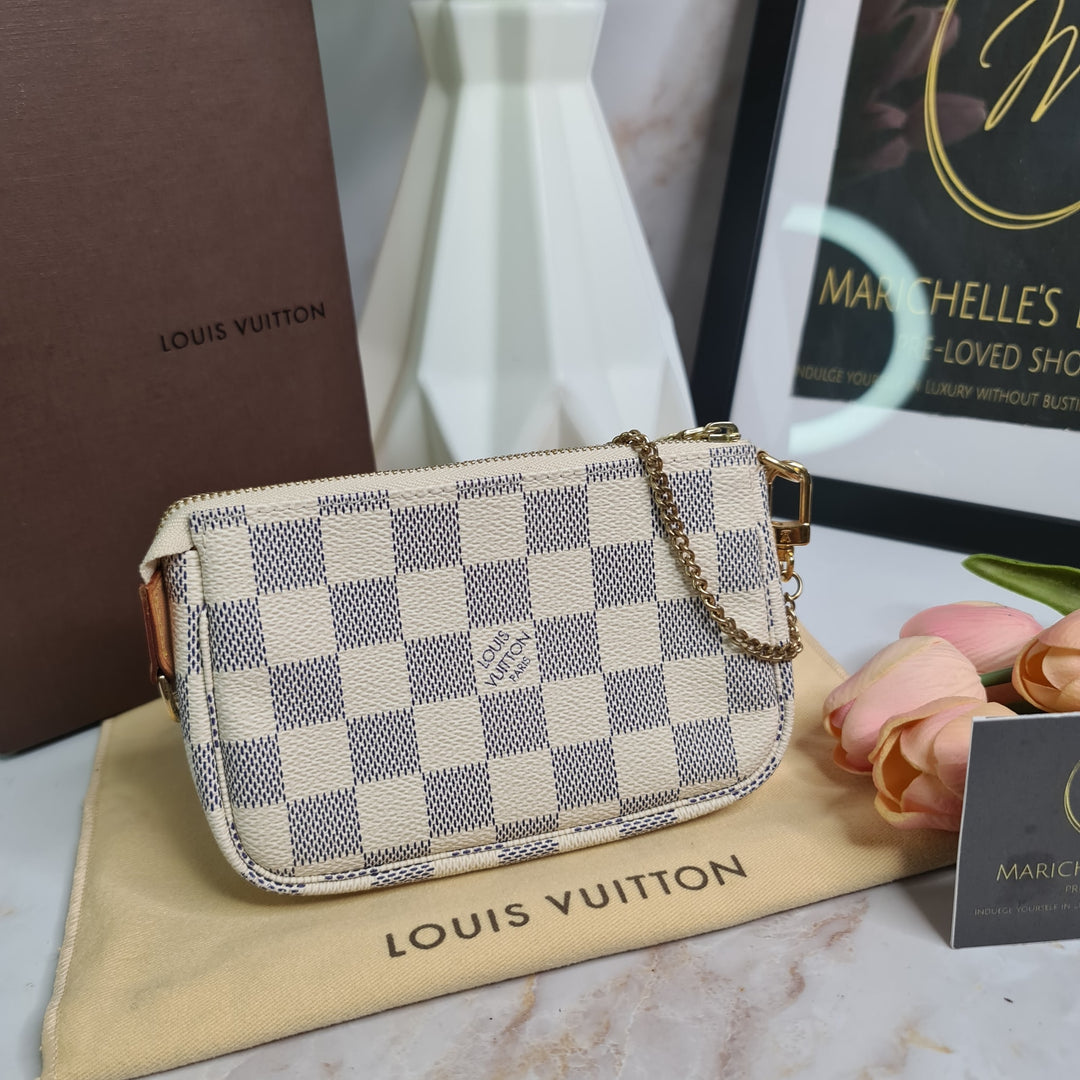 LOUISVUITTON Azur Mini Pochette - Marichelle's Empire 