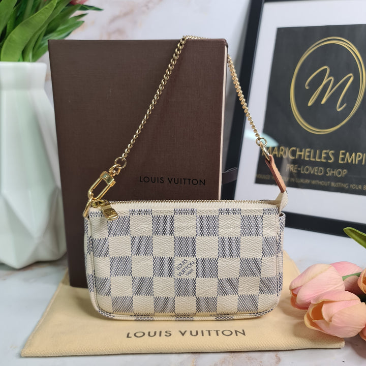 LOUISVUITTON Azur Mini Pochette - Marichelle's Empire 