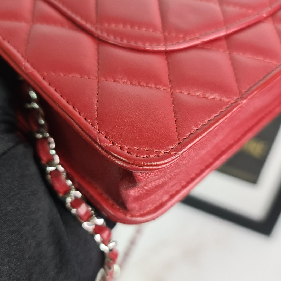 C H A N E L Lambskin Wallet On Chain - Marichelle's Empire 