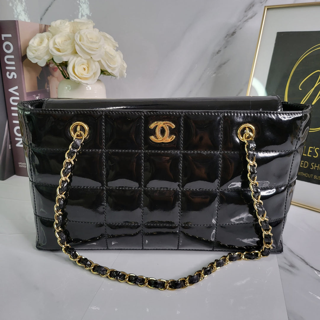 C H A N E L  Patent Chocolate Bar Chain Bag - Marichelle's Empire 