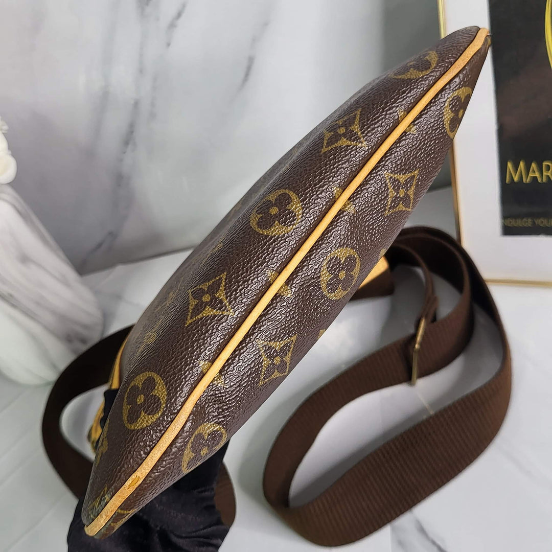 Louis Vuitton Monogram Bosphore Messenger Bag - Marichelle's Empire 